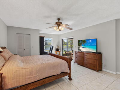 7340 Amberly Lane, Delray Beach, FL 33446