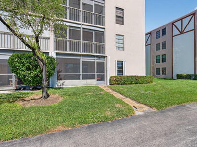 7340 Amberly Lane, Delray Beach, FL 33446