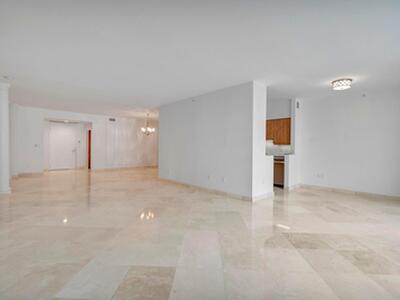 500 SE Mizner Boulevard, Boca Raton, FL 33432