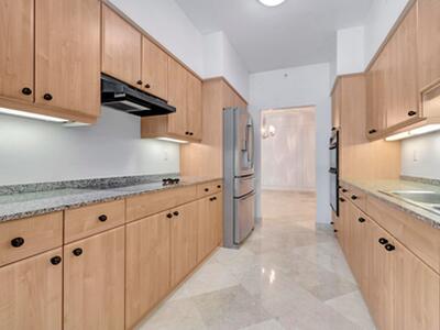 500 SE Mizner Boulevard, Boca Raton, FL 33432