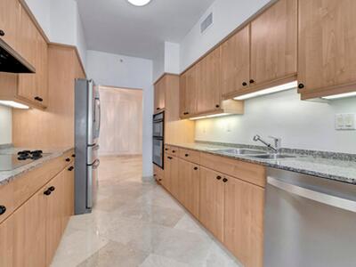 500 SE Mizner Boulevard, Boca Raton, FL 33432