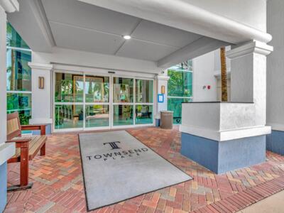 500 SE Mizner Boulevard, Boca Raton, FL 33432