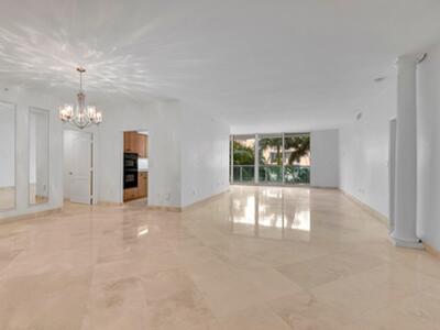 500 SE Mizner Boulevard, Boca Raton, FL 33432