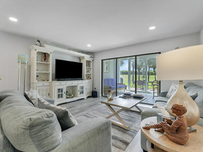 20 Southport Lane, Boynton Beach, FL 33436