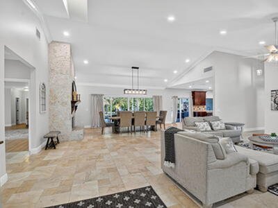 13172 Doubletree Circle, Wellington, FL 33414