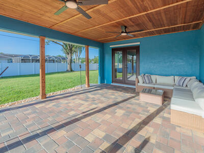 842 SE Streamlet Avenue, Port Saint Lucie, FL 34983