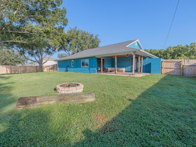 842 SE Streamlet Avenue, Port Saint Lucie, FL 34983