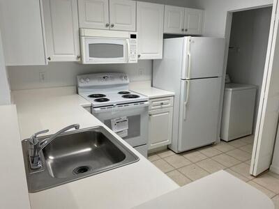 2804 Sarento Place, Palm Beach Gardens, FL 33410