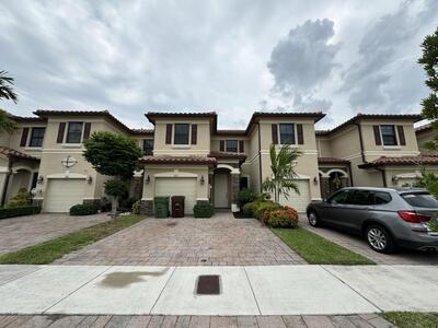 3317 W 90th Street, Hialeah, FL 33018
