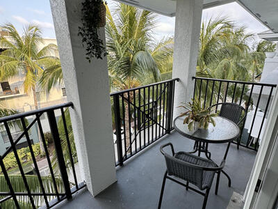 250 NE 3rd Avenue, Delray Beach, FL 33444