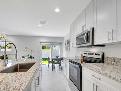 3871 Patio Court, Palm Springs, FL 33461