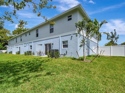 3871 Patio Court, Palm Springs, FL 33461