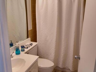 720 Bayshore Drive, Fort Lauderdale, FL 33304