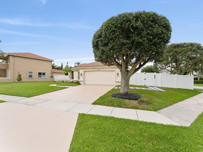 6009 Royal Birkdale Drive, Lake Worth, FL 33463
