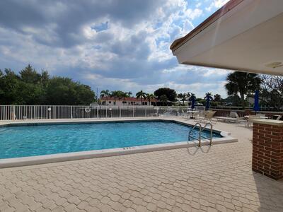 1340 NE 28th Avenue, Pompano Beach, FL 33062