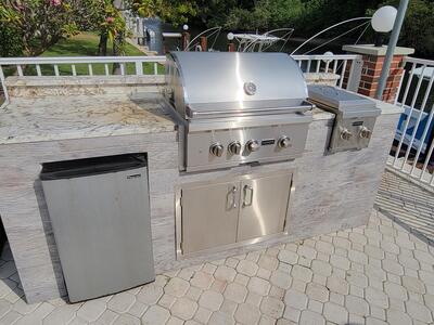 1340 NE 28th Avenue, Pompano Beach, FL 33062