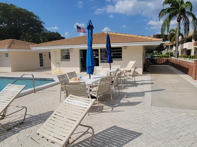 1340 NE 28th Avenue, Pompano Beach, FL 33062