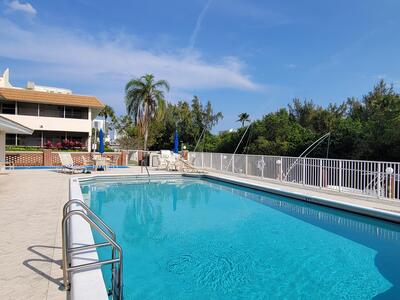 1340 NE 28th Avenue, Pompano Beach, FL 33062