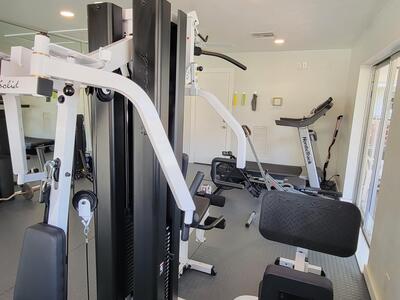 1340 NE 28th Avenue, Pompano Beach, FL 33062