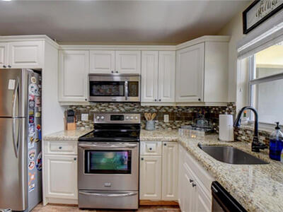 1340 NE 28th Avenue, Pompano Beach, FL 33062