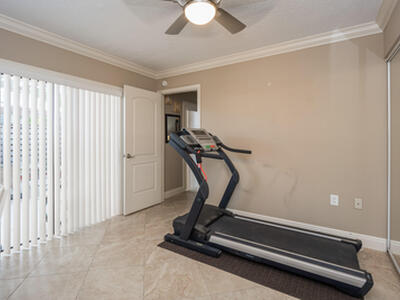 130 1st Terrace, Palm Beach Gardens, FL 33418