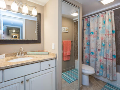 130 1st Terrace, Palm Beach Gardens, FL 33418