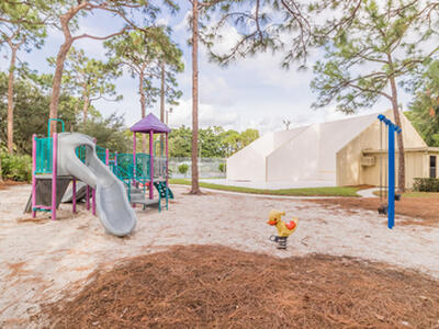 130 1st Terrace, Palm Beach Gardens, FL 33418