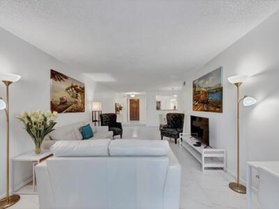 7844 La Mirada Drive, Boca Raton, FL 33433