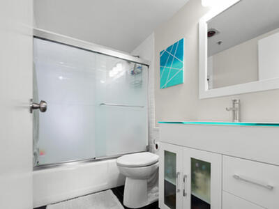 3000 Presidential Way, West Palm Beach, FL 33401