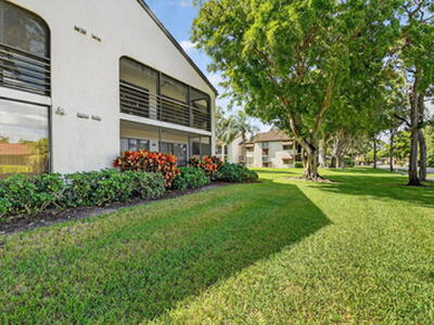 5040 Rose Hill Drive, Boynton Beach, FL 33437