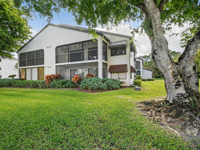 5040 Rose Hill Drive, Boynton Beach, FL 33437