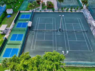 5040 Rose Hill Drive, Boynton Beach, FL 33437