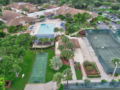 5040 Rose Hill Drive, Boynton Beach, FL 33437