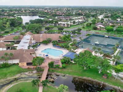 5040 Rose Hill Drive, Boynton Beach, FL 33437