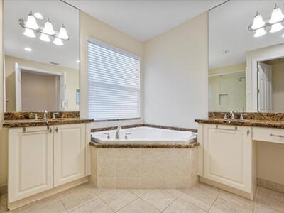 16794 Bridge Crossing Circle, Delray Beach, FL 33446