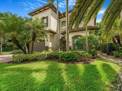 16794 Bridge Crossing Circle, Delray Beach, FL 33446