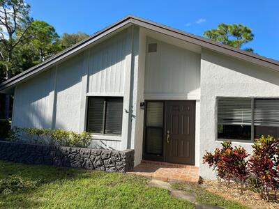 4327 Palm Forest Drive N