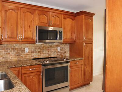 4327 Palm Forest Drive N, Delray Beach, FL 33445