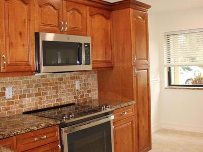 4327 Palm Forest Drive N, Delray Beach, FL 33445