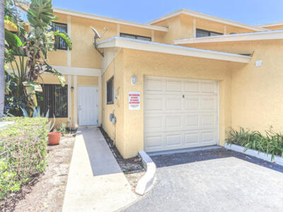 660 Coventry Street, Boca Raton, FL 33487