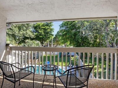 372 Deer Creek Wildwood Lane E, Deerfield Beach, FL 33442