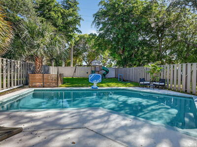 372 Deer Creek Wildwood Lane E, Deerfield Beach, FL 33442