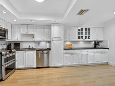 372 Deer Creek Wildwood Lane E, Deerfield Beach, FL 33442