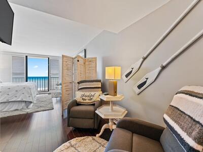 100 Beach Road, Tequesta, FL 33469