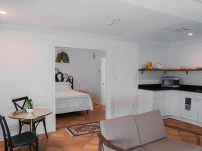 717 Forest Hill Boulevard, West Palm Beach, FL 33405