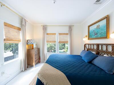 717 Forest Hill Boulevard, West Palm Beach, FL 33405