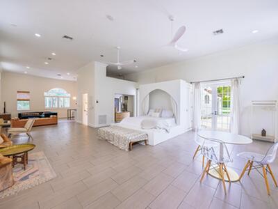 717 Forest Hill Boulevard, West Palm Beach, FL 33405