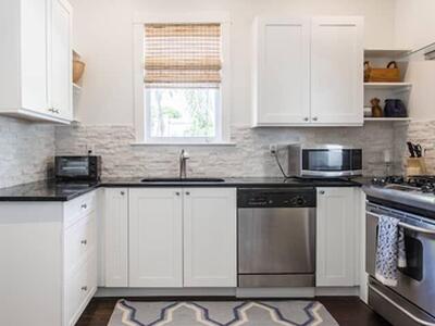 717 Forest Hill Boulevard, West Palm Beach, FL 33405