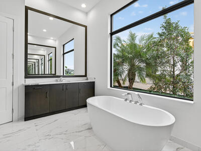 9144 Coral Isles Cir Circle, Palm Beach Gardens, FL 33412