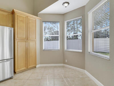 6325 Spring Lake Terrace, Fort Pierce, FL 34951